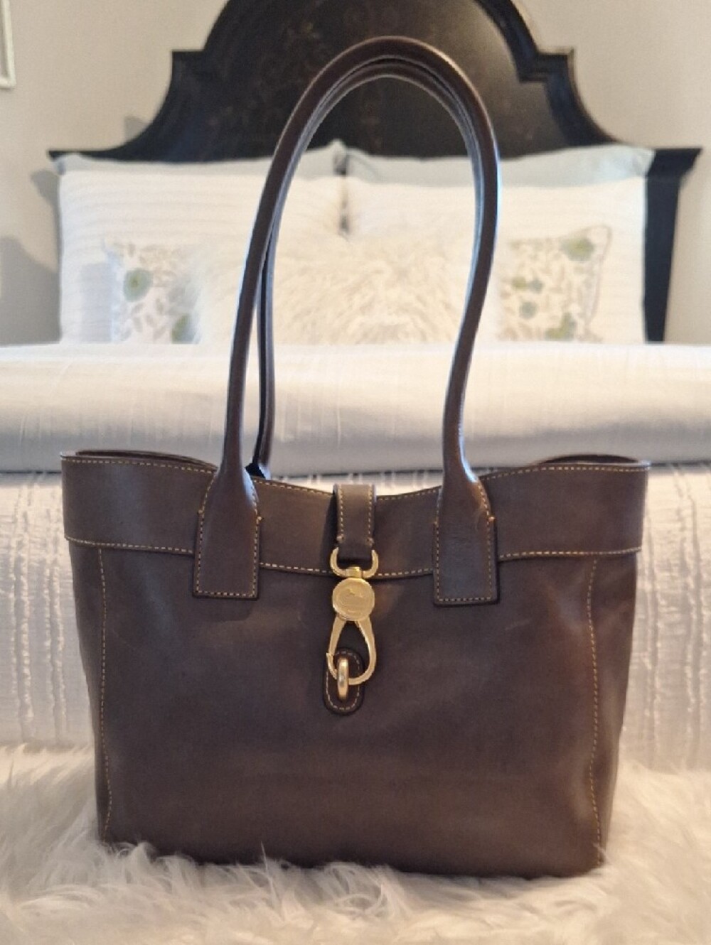 Dooney & Bourke Florentine Large Vacchetta Bag with Gold Hardware - Brown